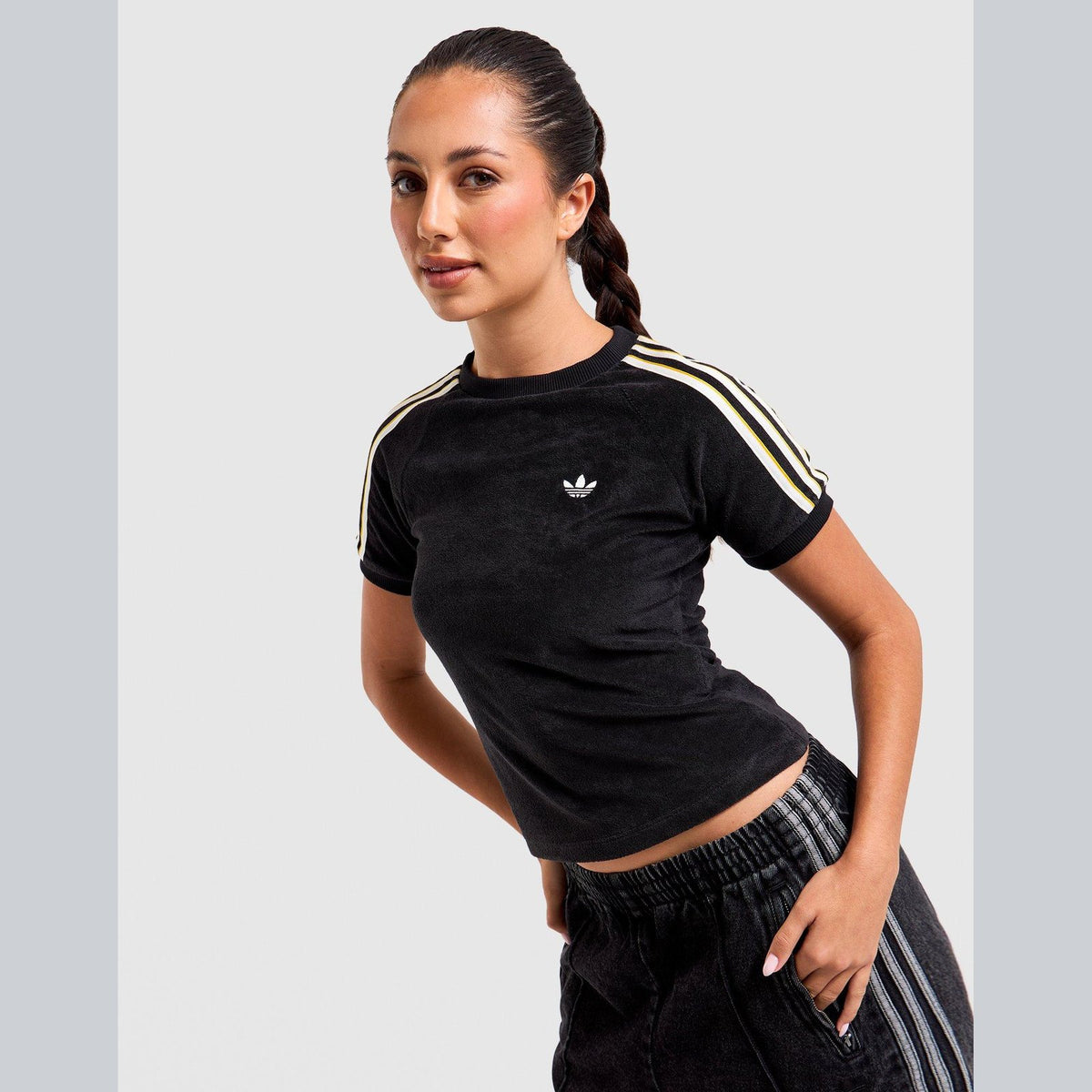 3-Stripes Fitted T-Shirt Image 1 - LUZACTIVE - AUSTRALIA