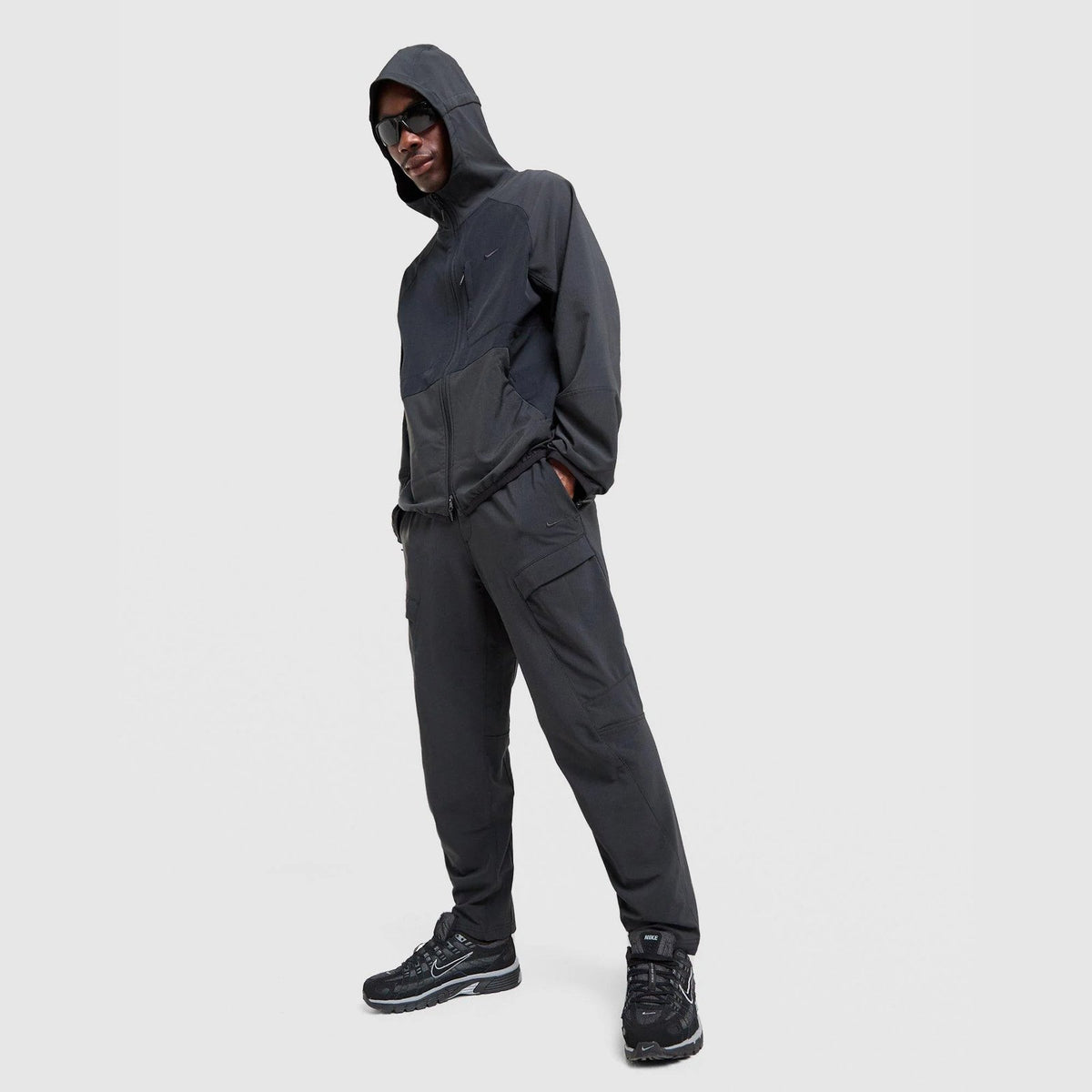 Unlimited Cargo Pants Image 1 - LUZACTIVE - AUSTRALIA