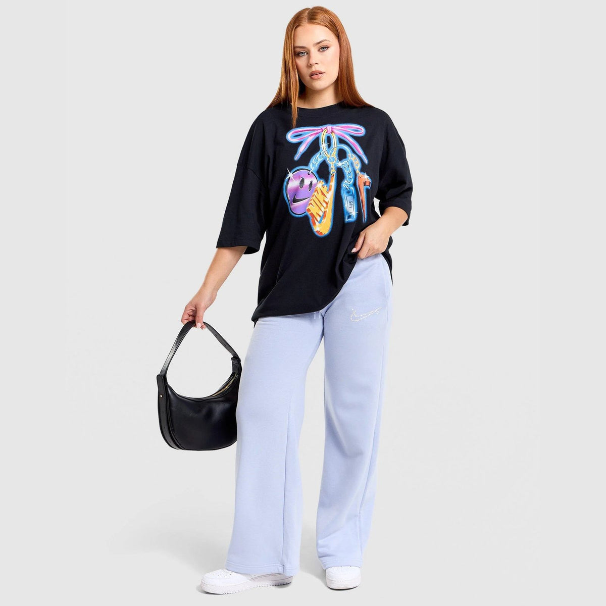 Shoelace Oversized T-Shirt Image 1 - LUZACTIVE - AUSTRALIA