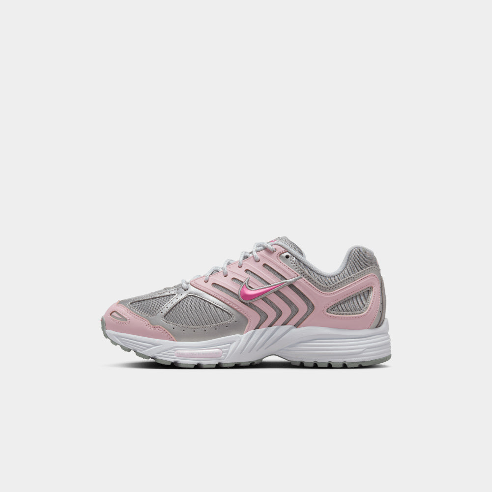 Nike Air Pegasus 2005 (W) Image 1 - LUZACTIVE - AUSTRALIA