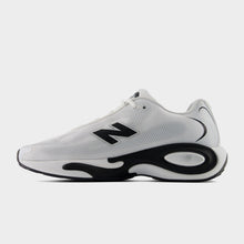 AC Runner Image 1 - LUZACTIVE - AUSTRALIA
