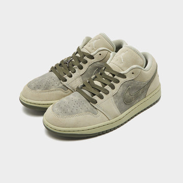 Air 1 Low SE Women's Image 2 - LUZACTIVE - AUSTRALIA