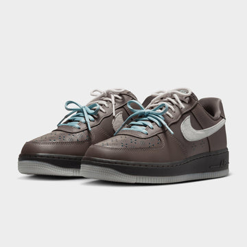 Air Force 1 '07 LV8 Women's Image 2 - LUZACTIVE - AUSTRALIA