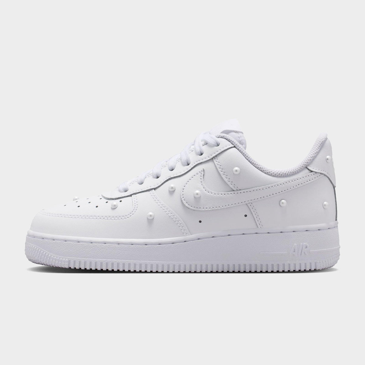 Air Force 1 '07 SE Women's Image 1 - LUZACTIVE - AUSTRALIA