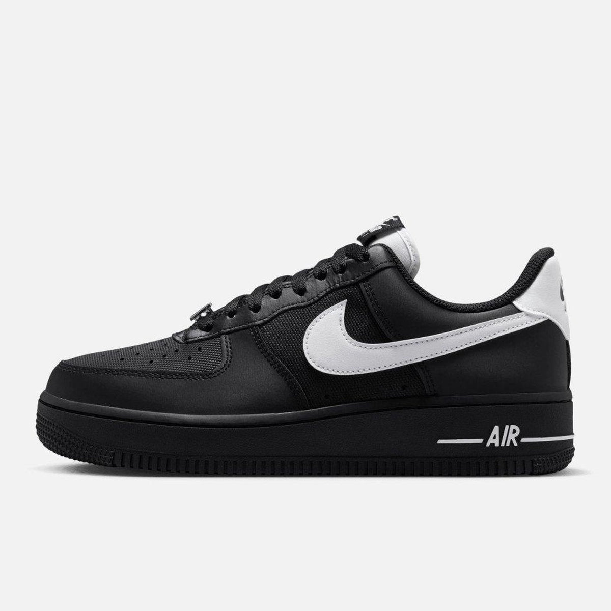 Air Force 1 '07 SE Women's Image 1 - LUZACTIVE - AUSTRALIA