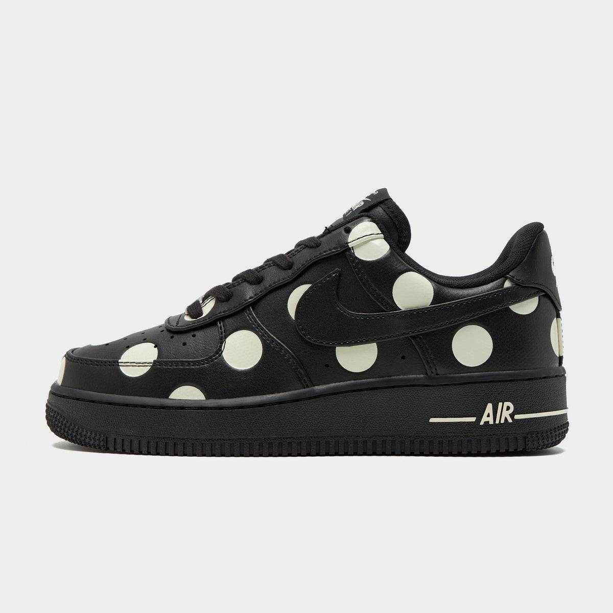 Air Force 1 '07 Women's Image 1 - LUZACTIVE - AUSTRALIA