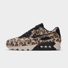 Air Max 90 LX Women's Image 1 - LUZACTIVE - AUSTRALIA