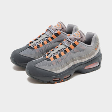 Air Max 95 Women's Image 2 - LUZACTIVE - AUSTRALIA