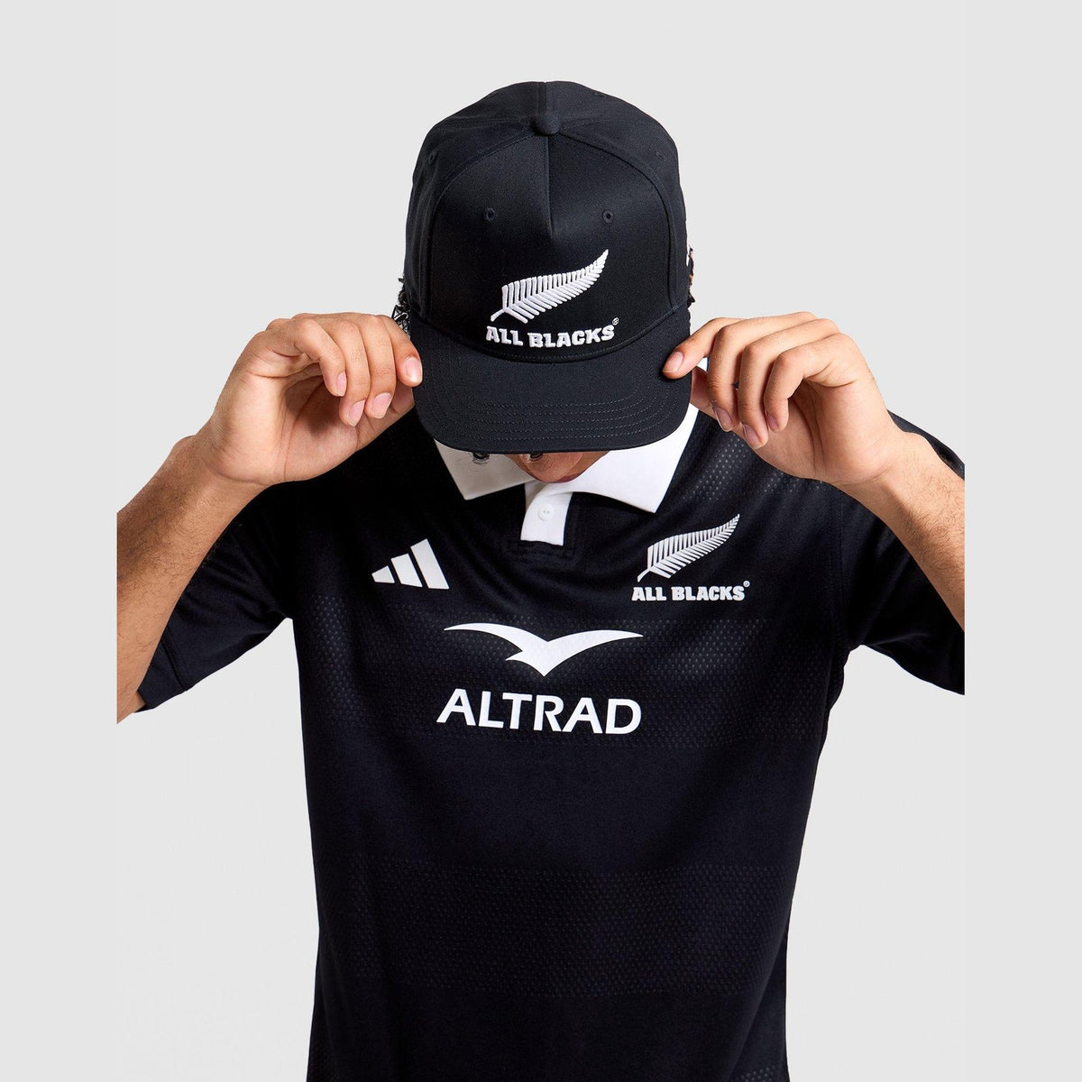 All Blacks Snapback Cap Image 1 - LUZACTIVE - AUSTRALIA