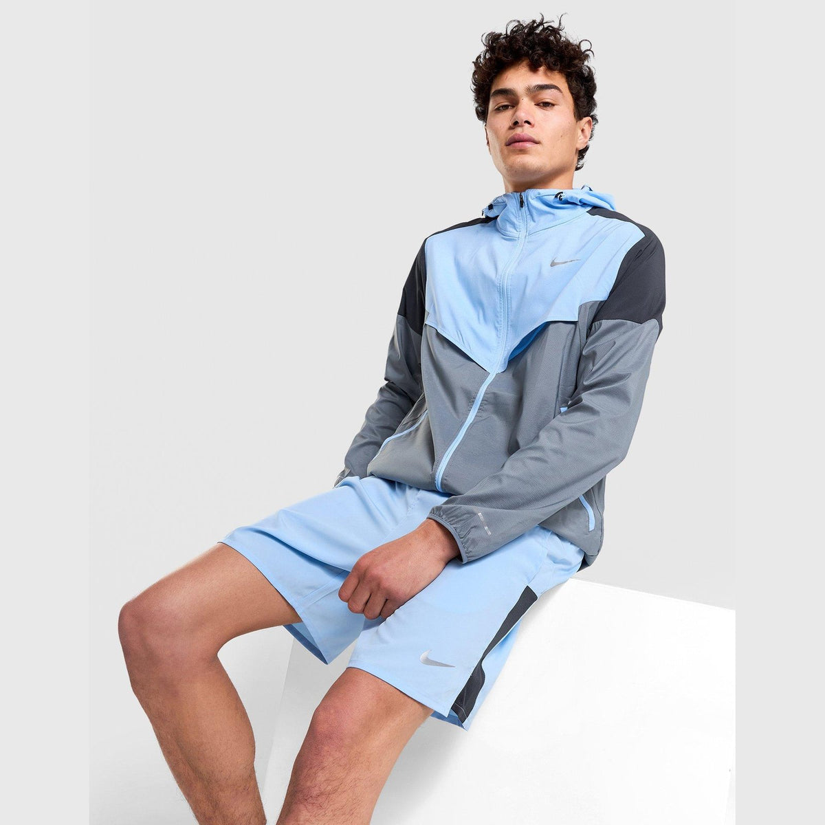 Challenger Shorts Image 1 - LUZACTIVE - AUSTRALIA