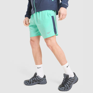 Challenger Shorts Image 2 - LUZACTIVE - AUSTRALIA
