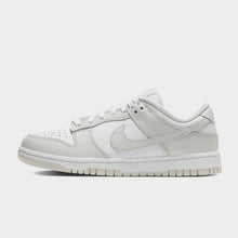 Dunk Low Women's Image 1 - LUZACTIVE - AUSTRALIA