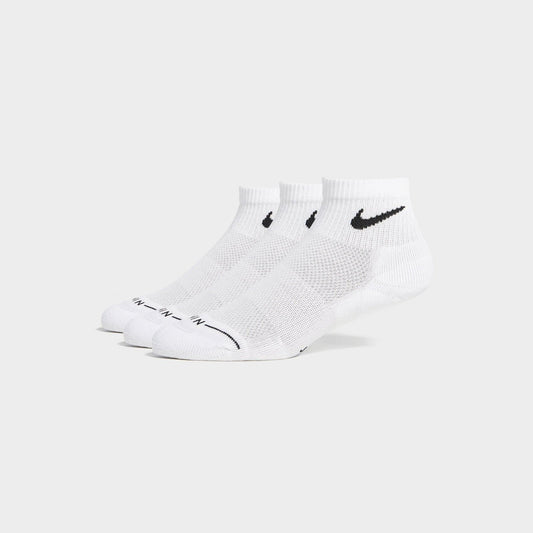 Everyday Elevated Ankle Socks (3 Pack) Image 1 - LUZACTIVE - AUSTRALIA