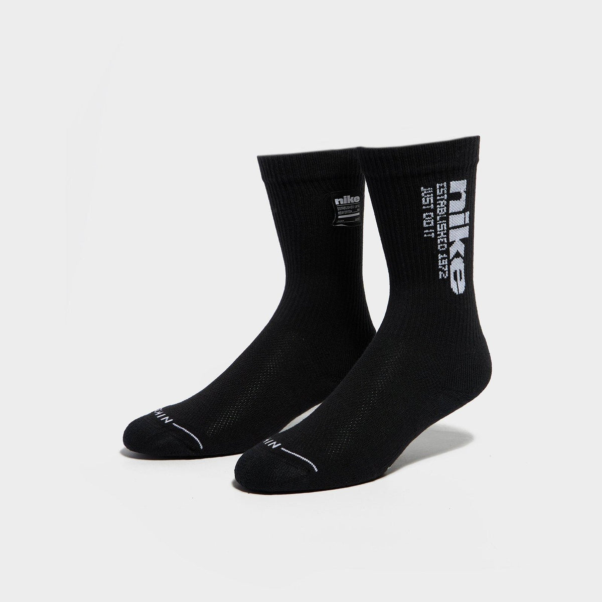 Everyday Elevated Crew Socks (2 Pairs) Image 1 - LUZACTIVE - AUSTRALIA