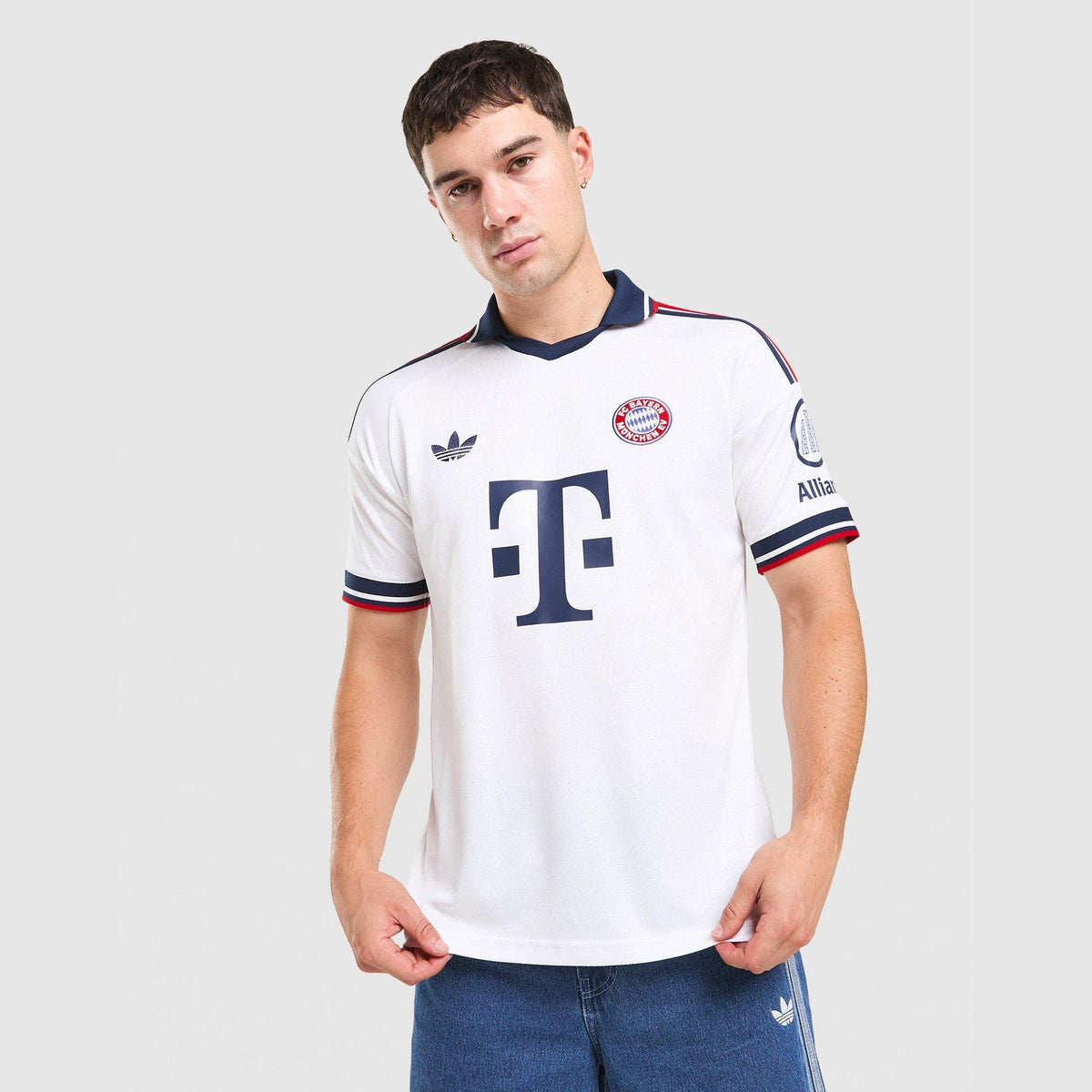 FC Bayern Munich 2026/27 Away Shirt Image 1 - LUZACTIVE - AUSTRALIA