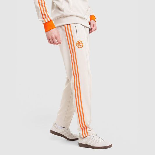 FC Bayern Munich OG Track Pants Image 1 - LUZACTIVE - AUSTRALIA