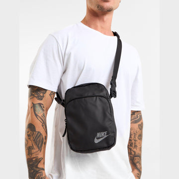 Futura Heritage Small Items Bag Image 2 - LUZACTIVE - AUSTRALIA