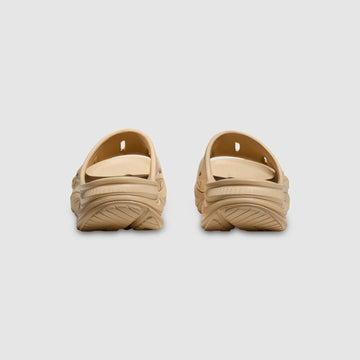 HOKA ORA RECOVERY 3 UNISEX SLIDE Image 2 - LUZACTIVE - AUSTRALIA