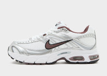 Air Max Moto 2K Women's Image 1 - LUZACTIVE - AUSTRALIA