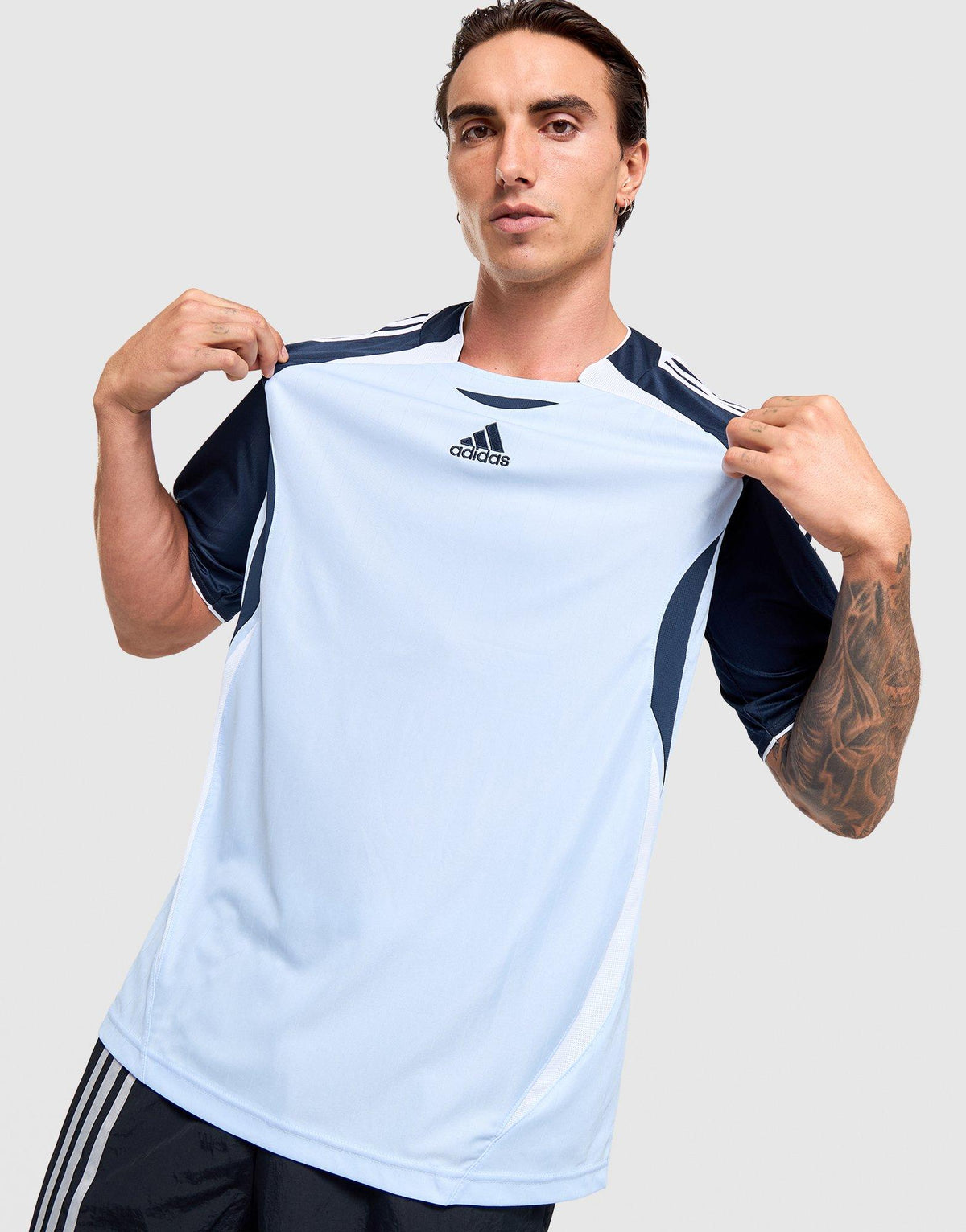 Teamgeist T-Shirt Image 1 - LUZACTIVE - AUSTRALIA