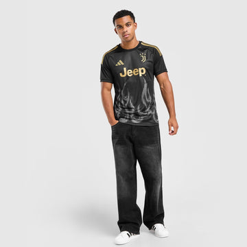 Juventus 2026/27 Third Shirt Image 2 - LUZACTIVE - AUSTRALIA