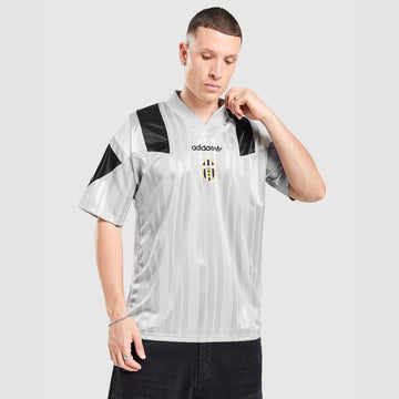 Juventus EQT Shirt Image 2 - LUZACTIVE - AUSTRALIA