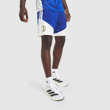 Juventus Tiro 26 Training Shorts Image 1 - LUZACTIVE - AUSTRALIA