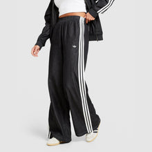 Lightweight Denim Track Pants Image 1 - LUZACTIVE - AUSTRALIA