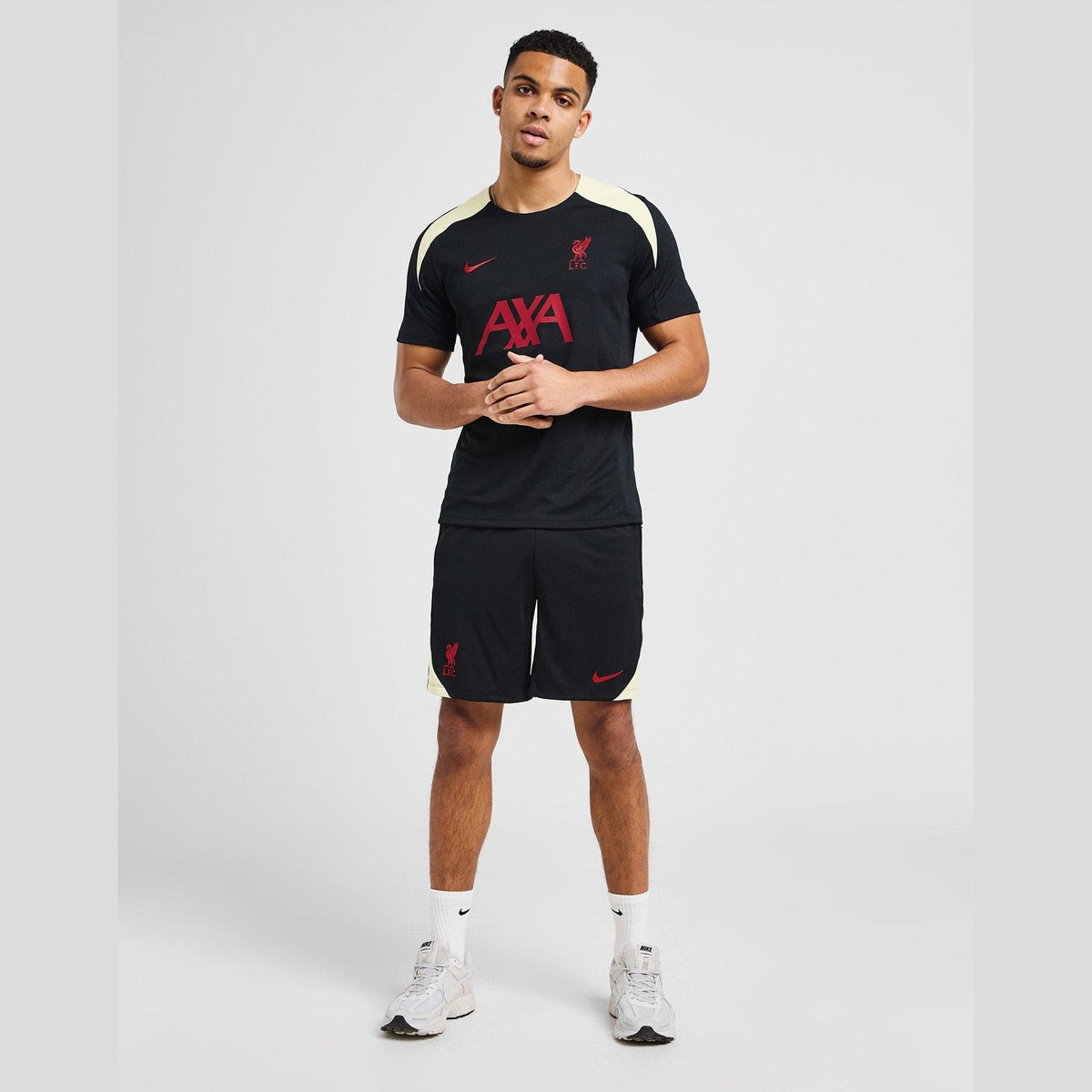 Liverpool FC Strike Shorts Image 1 - LUZACTIVE - AUSTRALIA