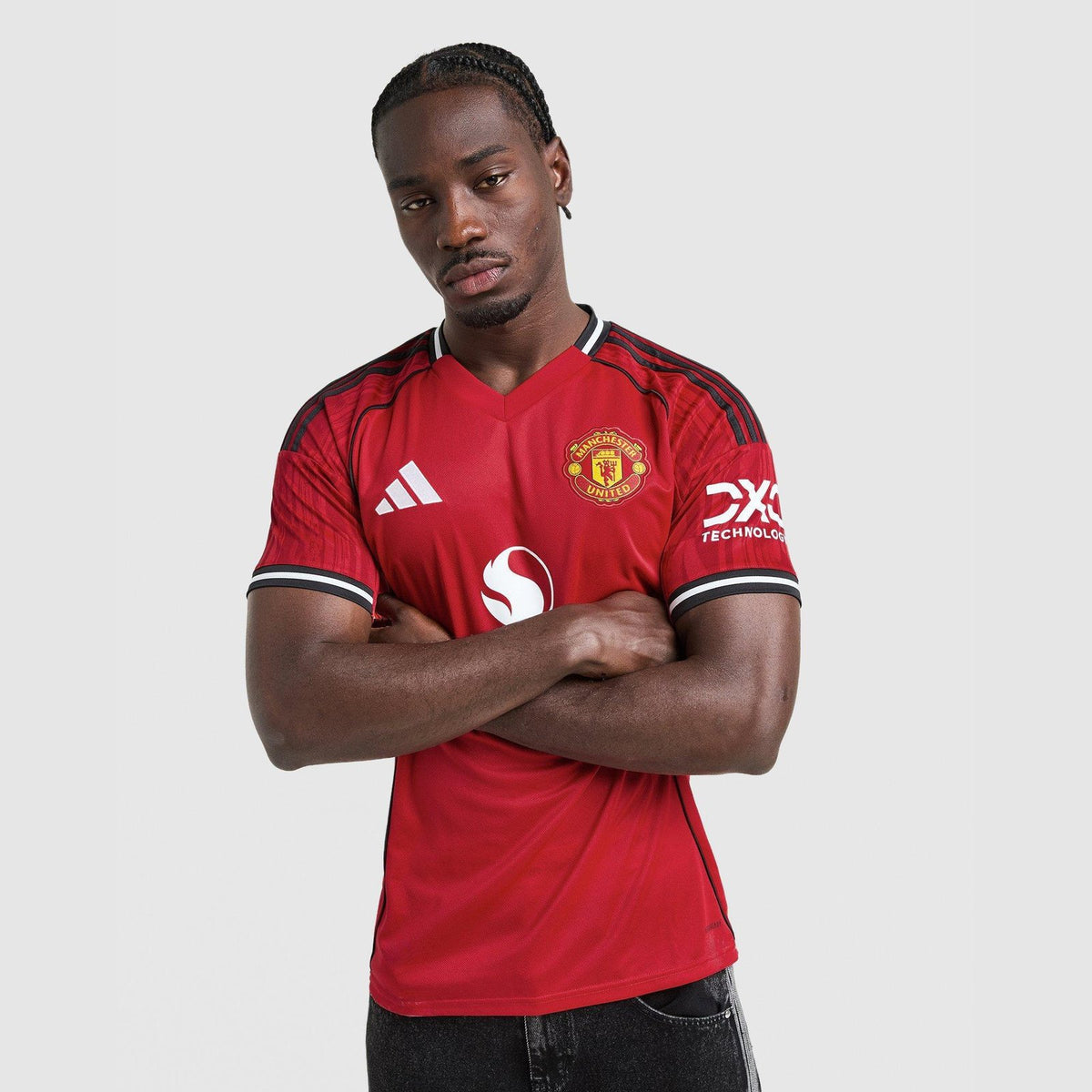 Manchester United FC 2025/26 Home Shirt Image 1 - LUZACTIVE - AUSTRALIA