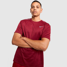 Miler Dri-FIT Running Top Image 1 - LUZACTIVE - AUSTRALIA