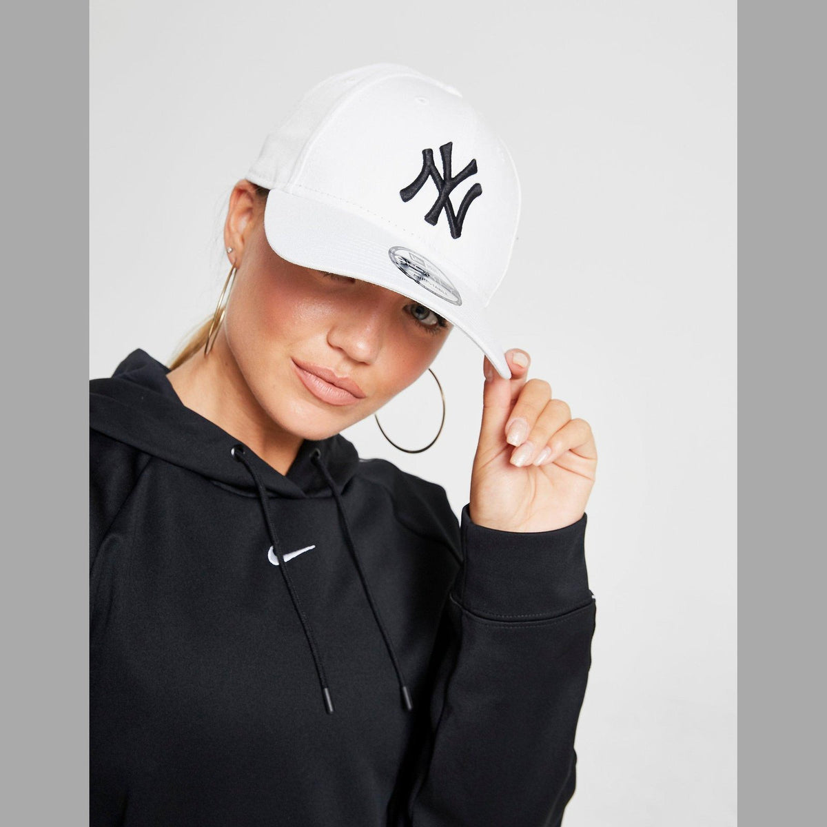 MLB New York Yankees 9FORTY Cap Image 1 - LUZACTIVE - AUSTRALIA