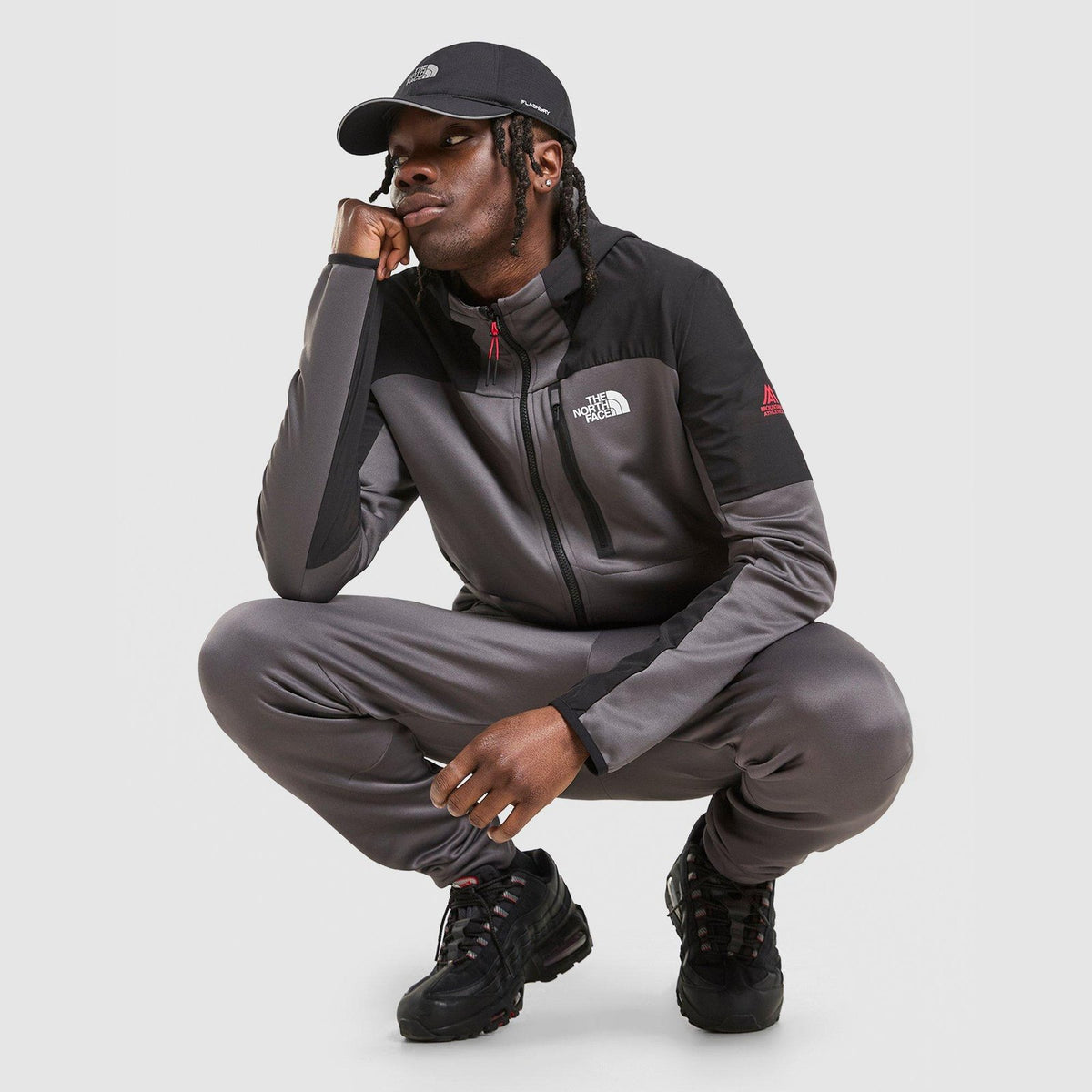 Mountain Athletics Full-Zip Hoodie Image 1 - LUZACTIVE - AUSTRALIA