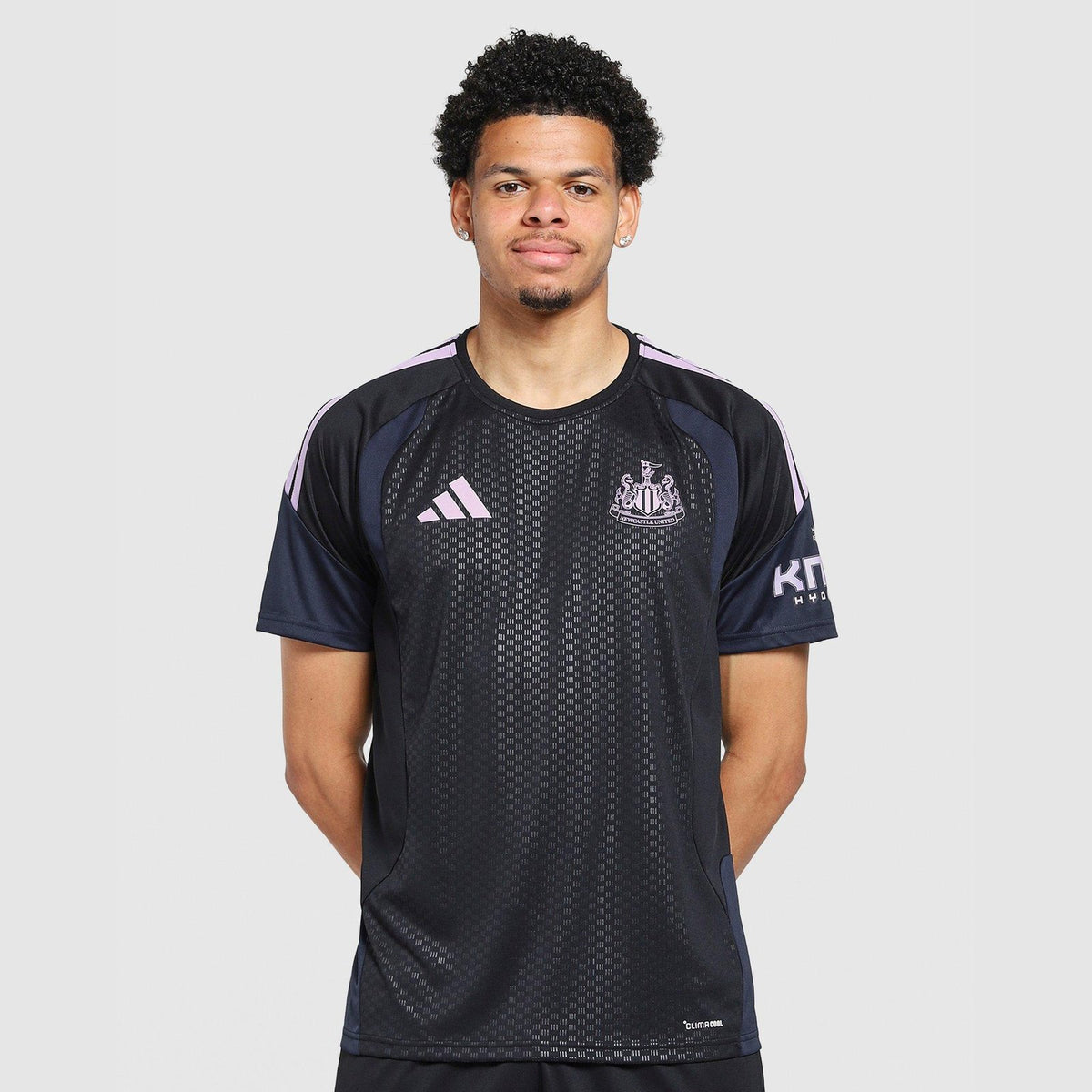 Newcastle United FC Tiro 26 Training Shirt Image 1 - LUZACTIVE - AUSTRALIA