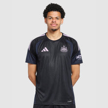 Newcastle United FC Tiro 26 Training Shirt Image 1 - LUZACTIVE - AUSTRALIA
