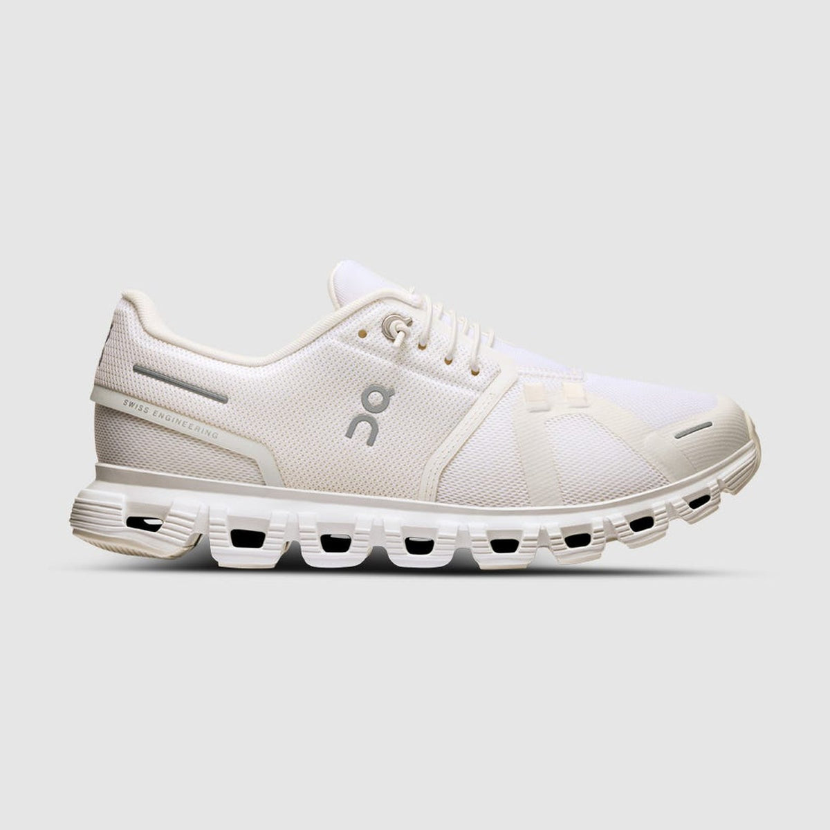 ON CLOUD 6 WOMENS Image 1 - LUZACTIVE - AUSTRALIA