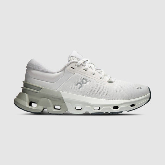 ON CLOUDFLYER 5 WOMENS Image 1 - LUZACTIVE - AUSTRALIA