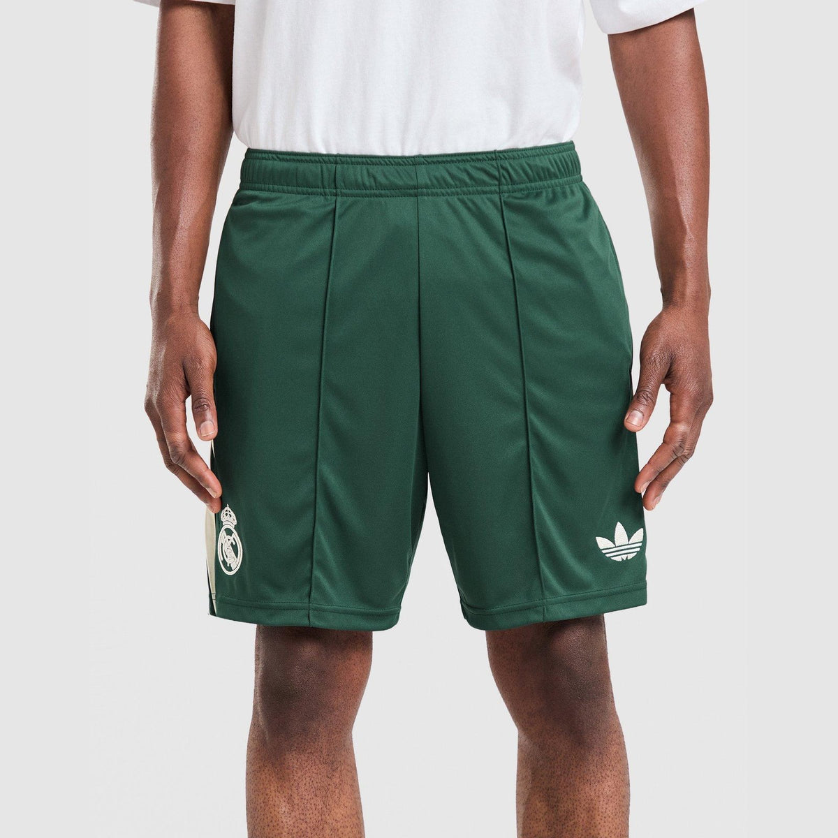 Real Madrid 2026/27 Away Shorts Image 1 - LUZACTIVE - AUSTRALIA