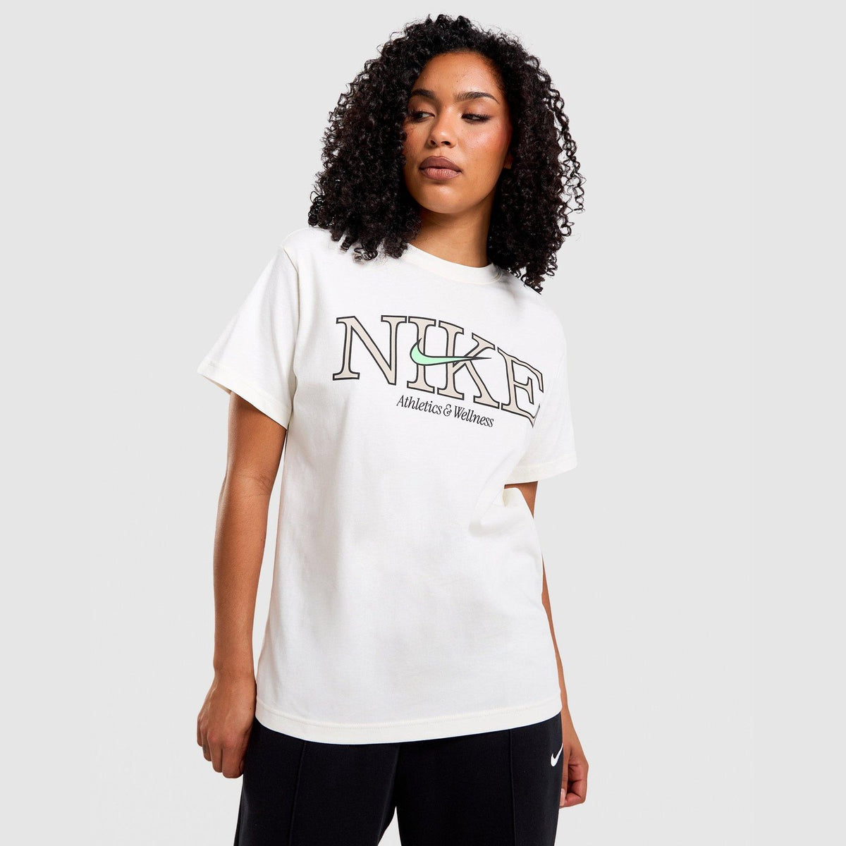 Sportswear Classic Oversized T-Shirt Image 1 - LUZACTIVE - AUSTRALIA