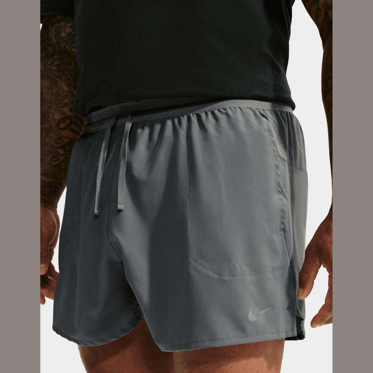 Stride Dri-FIT 5 Inch Shorts Image 1 - LUZACTIVE - AUSTRALIA