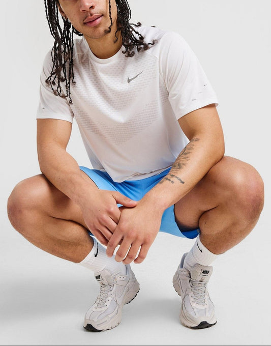 Stride T-Shirt Image 1 - LUZACTIVE - AUSTRALIA