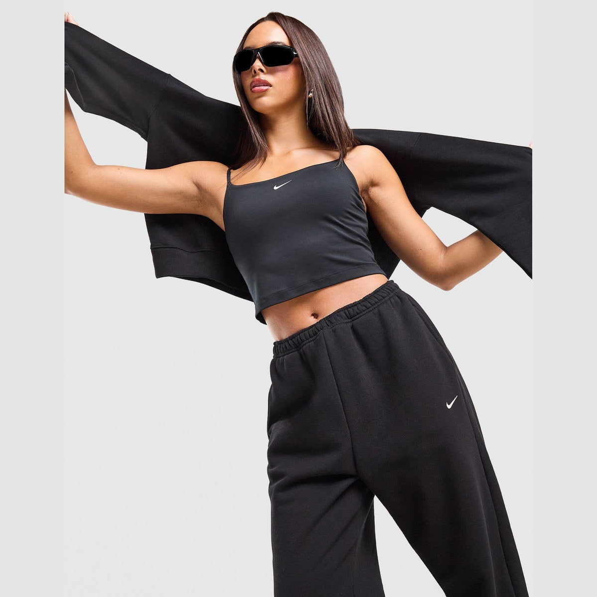 Studio Fleece Oversized Joggers Image 1 - LUZACTIVE - AUSTRALIA