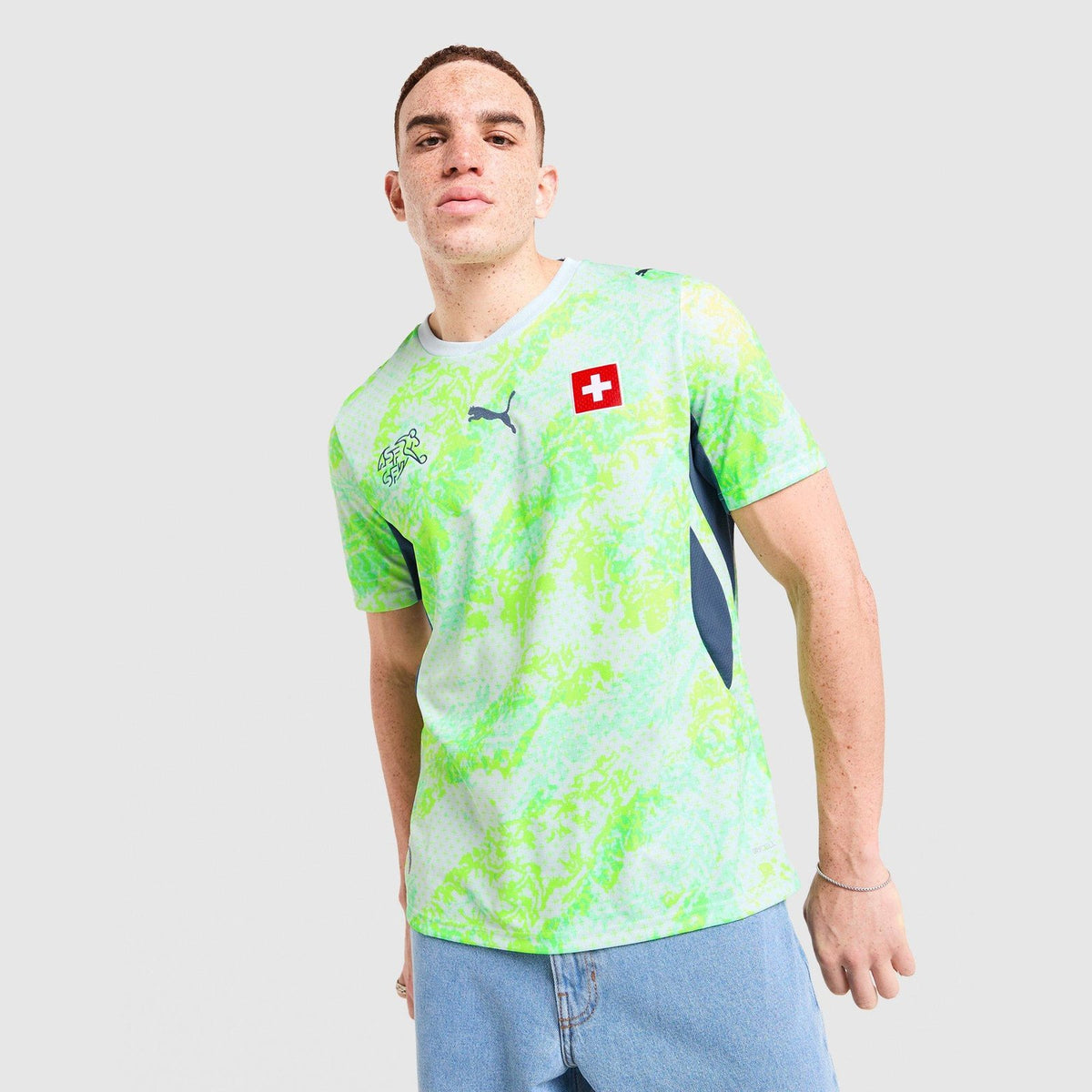 Switzerland 2026 Away Shirt Image 1 - LUZACTIVE - AUSTRALIA
