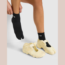 Tabi Quarter Socks Image 1 - LUZACTIVE - AUSTRALIA