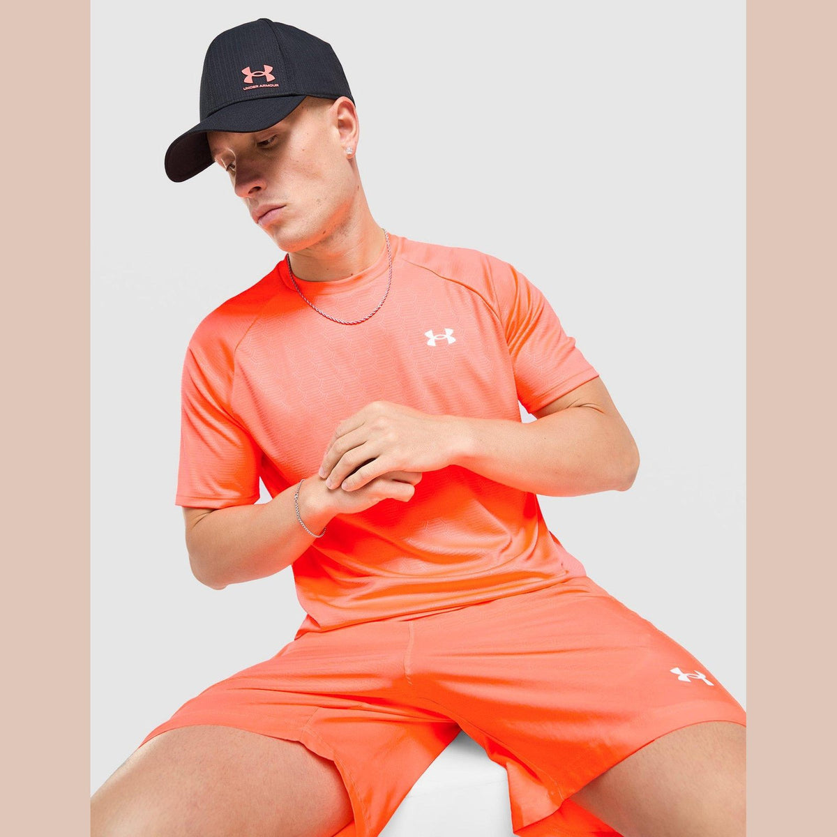 Tech Emboss T-Shirt Image 1 - LUZACTIVE - AUSTRALIA
