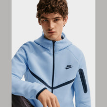 Tech Fleece Full-Zip Hoodie Image 1 - LUZACTIVE - AUSTRALIA