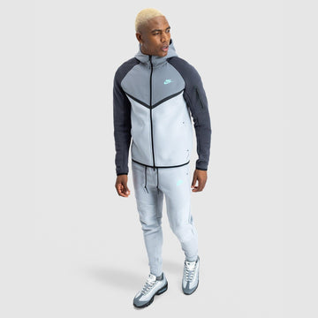 Tech Fleece Full-Zip Hoodie Image 2 - LUZACTIVE - AUSTRALIA