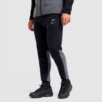 Tech Fleece Joggers Image 2 - LUZACTIVE - AUSTRALIA