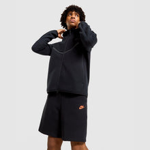 Tech Fleece Shorts Image 1 - LUZACTIVE - AUSTRALIA