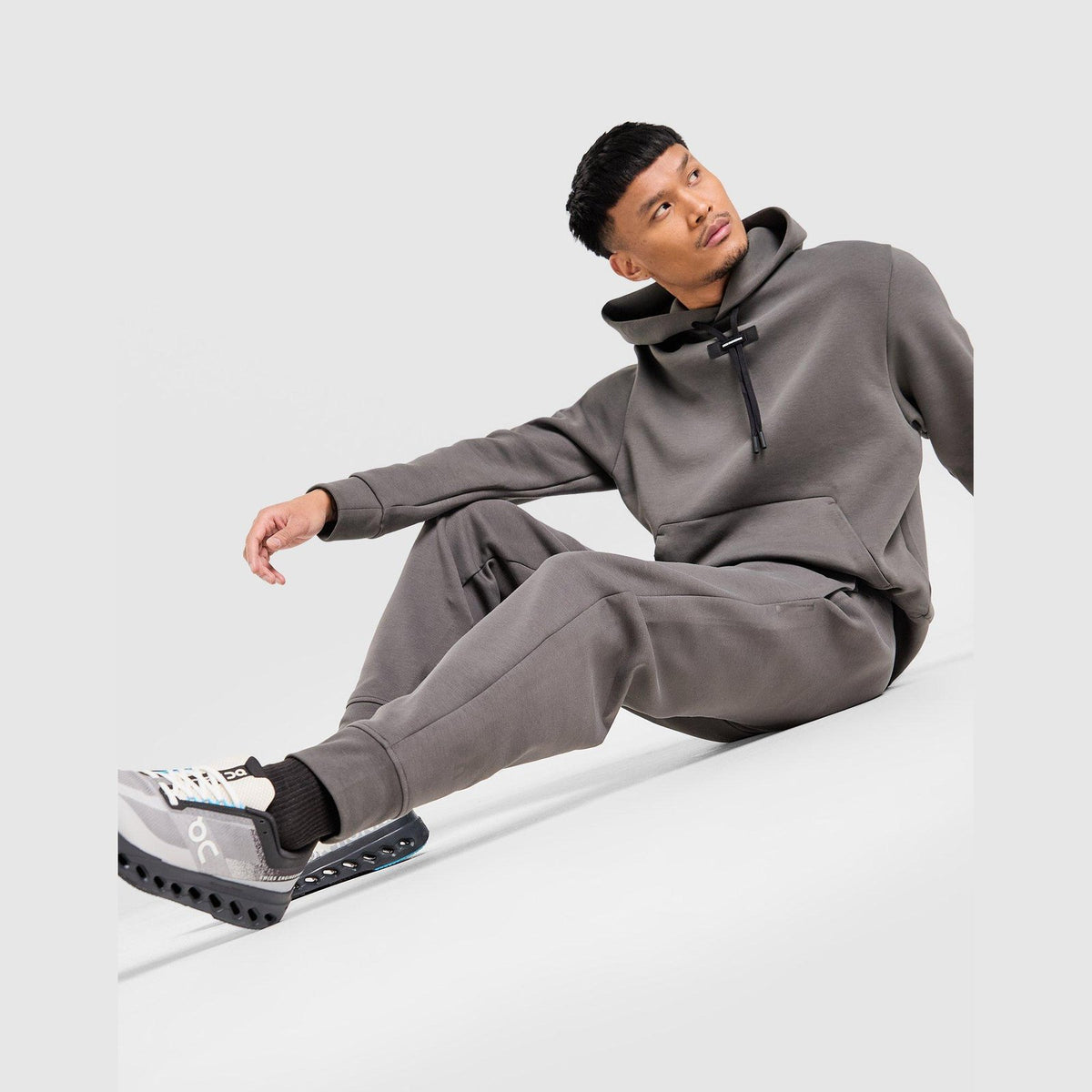 Tech Track Pants Image 1 - LUZACTIVE - AUSTRALIA
